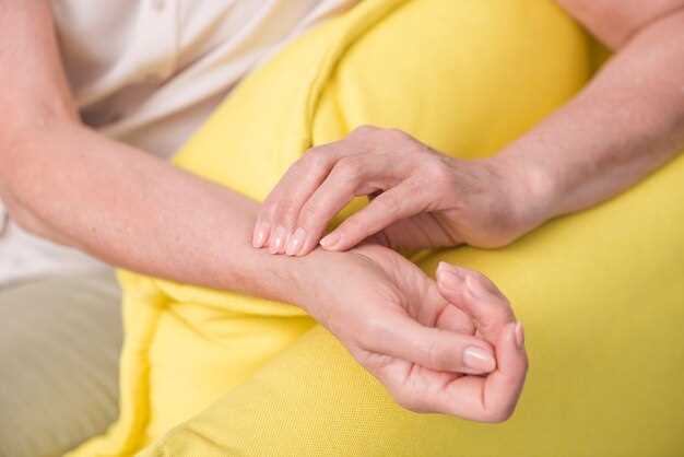 Как предотвратить шелушение и сухость кожи на пальцах рук у ребенка?